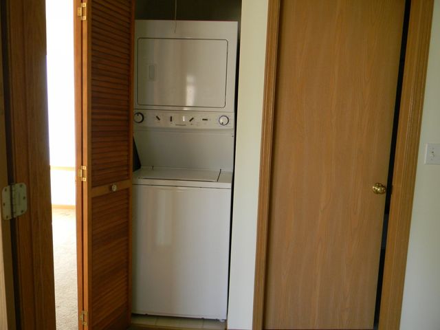 1542 Sauganash Court, Gurnee, IL 60031