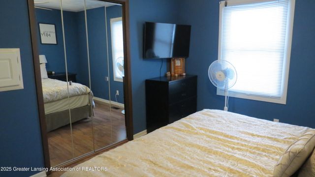 2327 W Taft Road, St. Johns, MI 48879