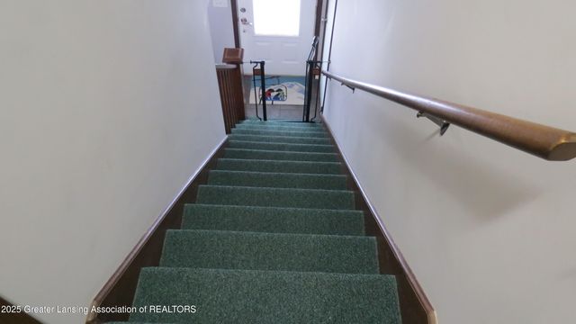 2327 W Taft Road, St. Johns, MI 48879