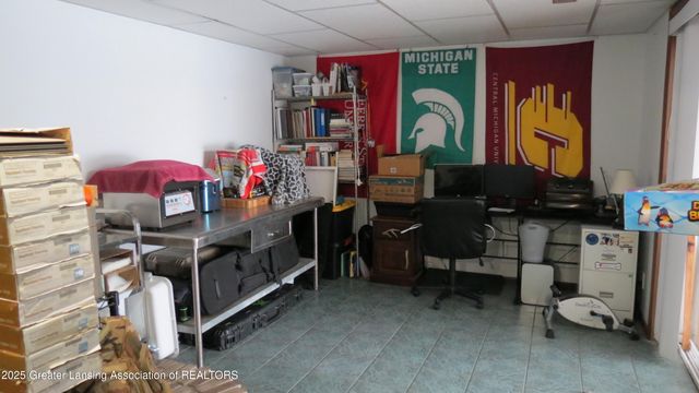 2327 W Taft Road, St. Johns, MI 48879