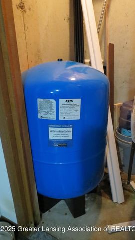 2327 W Taft Road, St. Johns, MI 48879