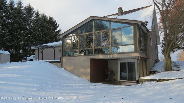 2327 W Taft Road, St. Johns, MI 48879