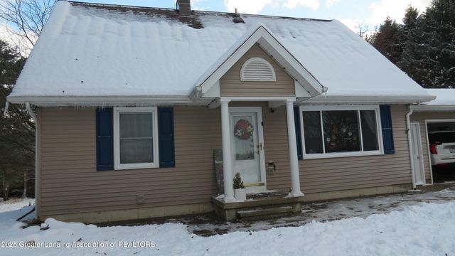 2327 W Taft Road, St. Johns, MI 48879