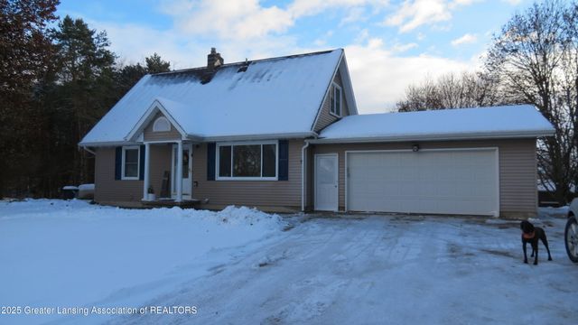 2327 W Taft Road, St. Johns, MI 48879