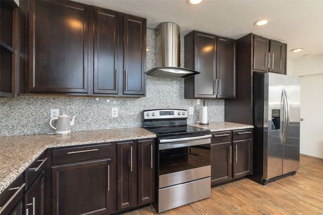 114 Seminole Drive, Gainesville, TX 76240