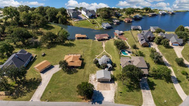 114 Seminole Drive, Gainesville, TX 76240