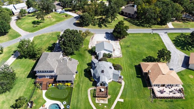 114 Seminole Drive, Gainesville, TX 76240