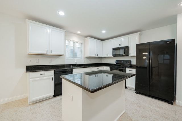 122 Feverbush Drive, Fate, TX 75189