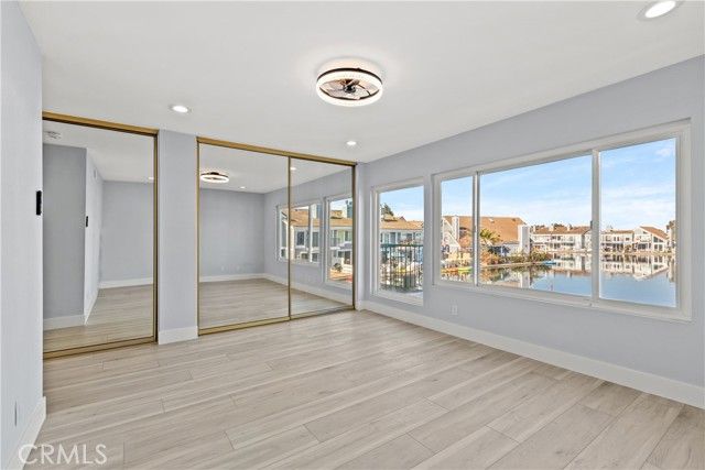 16121 Saint Croix Circle, Huntington Beach, CA 92649