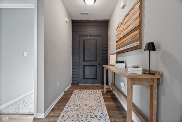 4726 W Lawrence Way, New Palestine, IN 46163