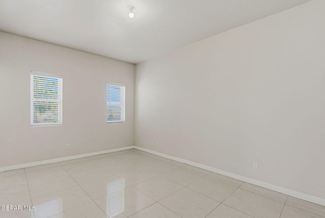 8634 N LOOP Drive, El Paso, TX 79907