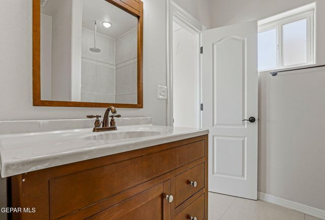 8634 N LOOP Drive, El Paso, TX 79907