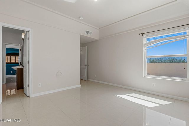 8634 N LOOP Drive, El Paso, TX 79907