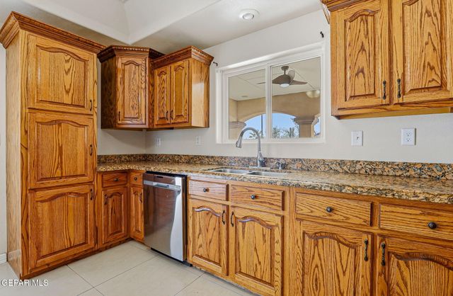 8634 N LOOP Drive, El Paso, TX 79907