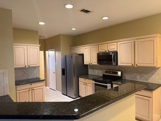 8406 Manassas Lane, Houston, TX 77083