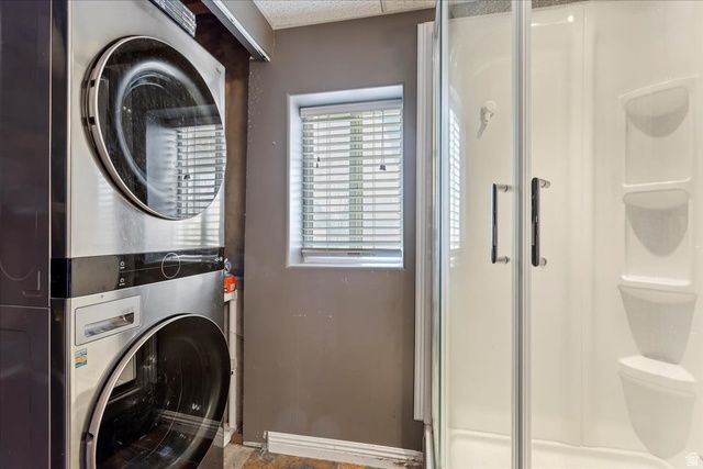 1521 N 2275 W, Clinton, UT 84015