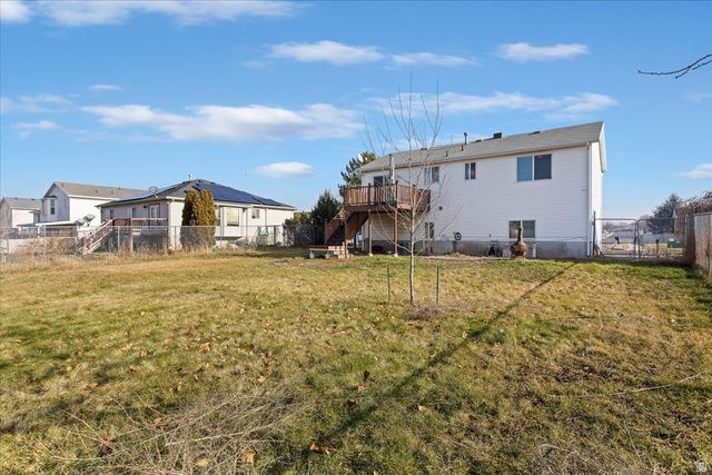 1521 N 2275 W, Clinton, UT 84015