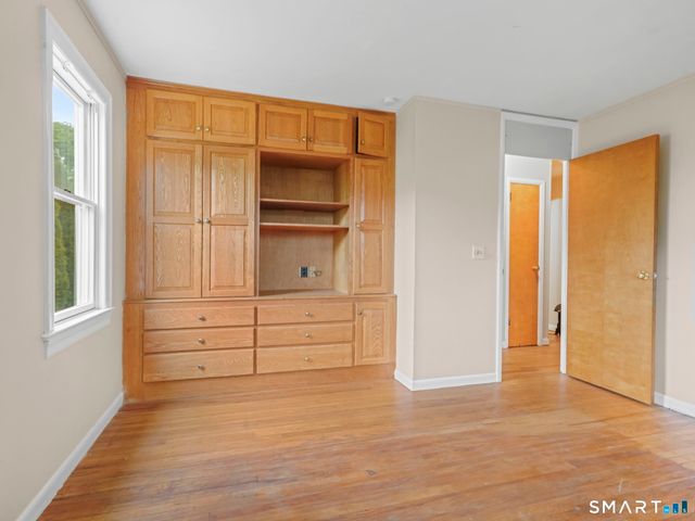 33 Cynthia Drive, West Haven, CT 06516