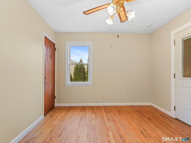 33 Cynthia Drive, West Haven, CT 06516