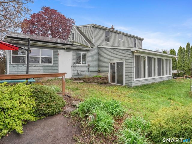 33 Cynthia Drive, West Haven, CT 06516