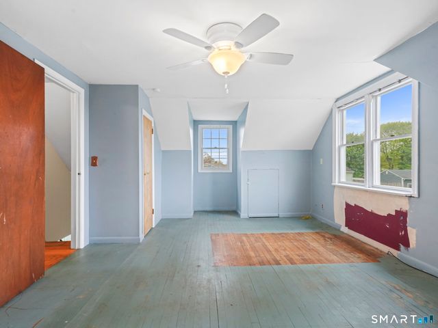 33 Cynthia Drive, West Haven, CT 06516