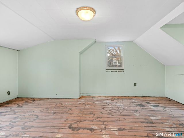 33 Cynthia Drive, West Haven, CT 06516