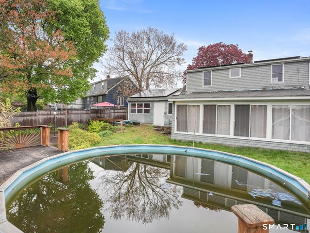 33 Cynthia Drive, West Haven, CT 06516