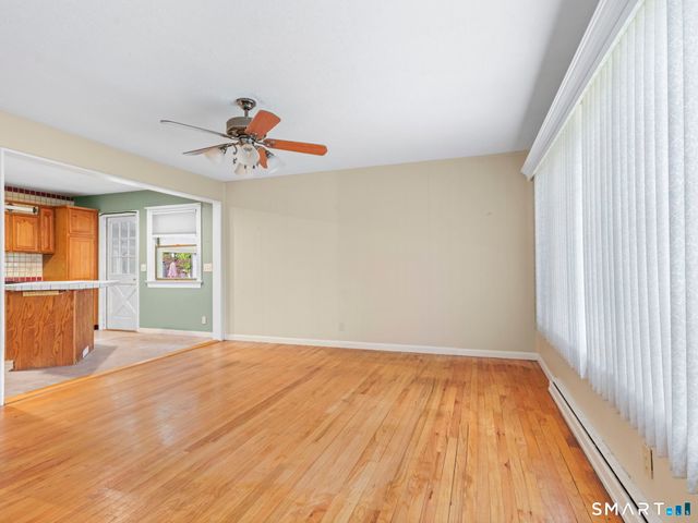 33 Cynthia Drive, West Haven, CT 06516