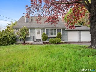 33 Cynthia Drive, West Haven, CT 06516