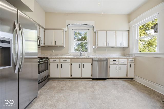 1944 E 375 N, Shelbyville, IN 46176