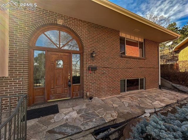 7040 Buckhorn Circle, Colorado Springs, CO 80919