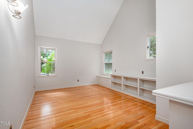 708 October Woods Road, Chapel Hill, NC 27516