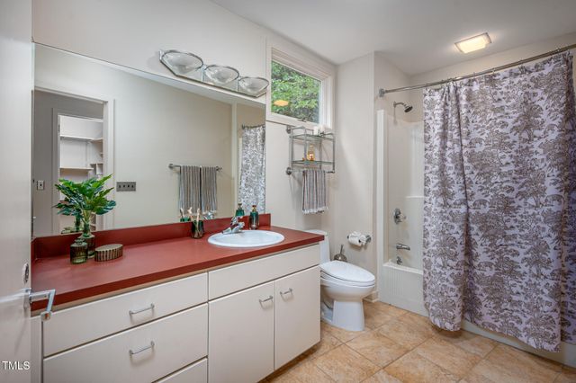 708 October Woods Road, Chapel Hill, NC 27516