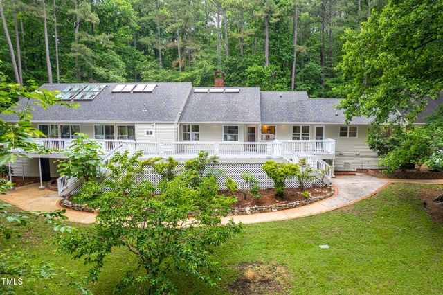 708 October Woods Road, Chapel Hill, NC 27516