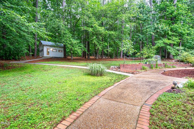 708 October Woods Road, Chapel Hill, NC 27516