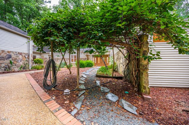 708 October Woods Road, Chapel Hill, NC 27516