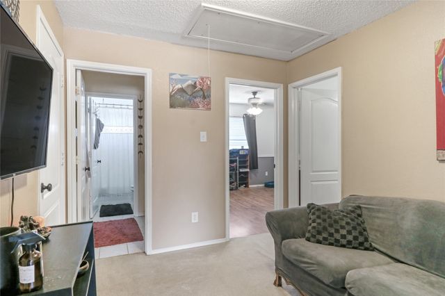 5502 Hyannis Drive, Arlington, TX 76018