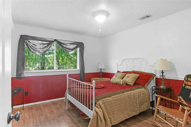 5502 Hyannis Drive, Arlington, TX 76018