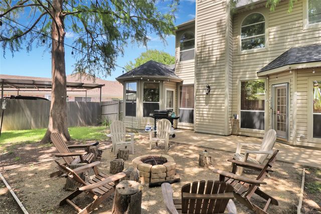 5502 Hyannis Drive, Arlington, TX 76018