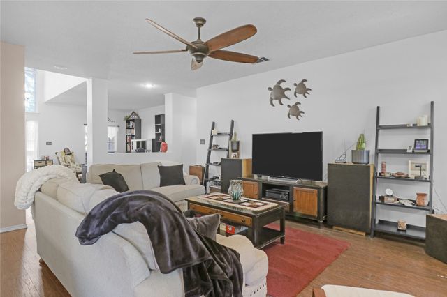5502 Hyannis Drive, Arlington, TX 76018