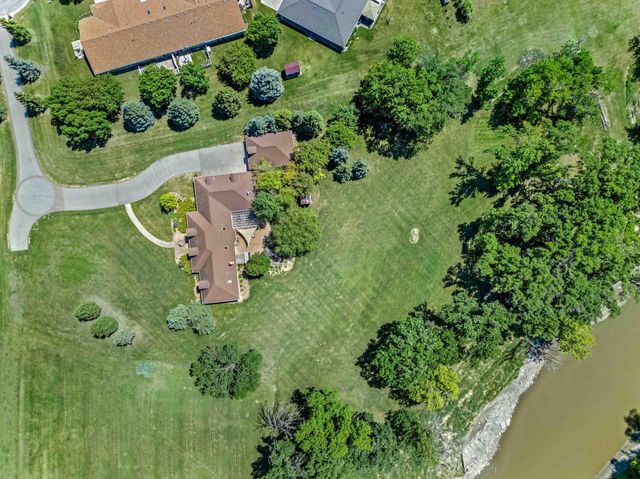 705 18th Avenue N, Moorhead, MN 56560