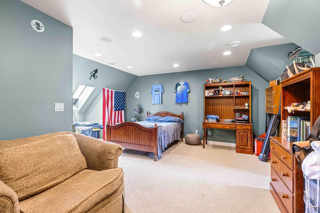 705 18th Avenue N, Moorhead, MN 56560