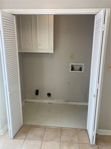 2952 Old Farm Road, Montgomery, AL 36111