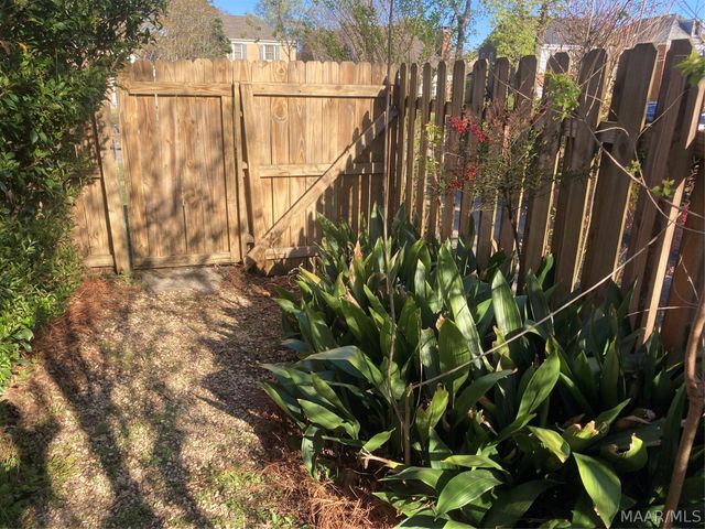 2952 Old Farm Road, Montgomery, AL 36111