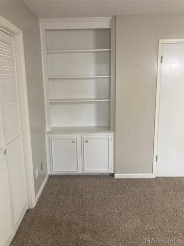 2952 Old Farm Road, Montgomery, AL 36111