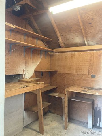 2952 Old Farm Road, Montgomery, AL 36111