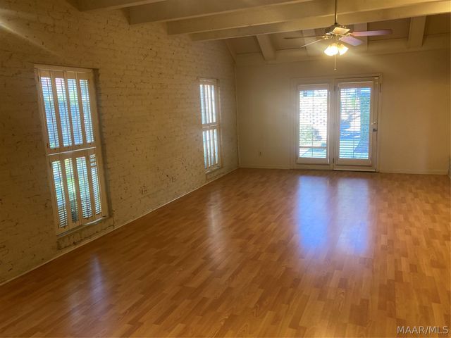 2952 Old Farm Road, Montgomery, AL 36111