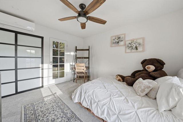 6105 Avenida Chamnez, La Jolla, CA 92037