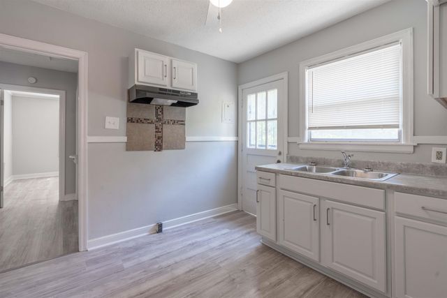 1009 MCEVERS RD, Memphis, TN 38111