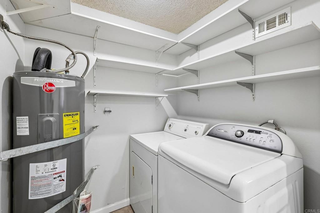 Image 5 of property listing at 465 E Bradley Avenue 3, El Cajon, CA 92021